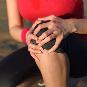 Артрит колінного суглоба: причини, симптоми, лікування, дієта