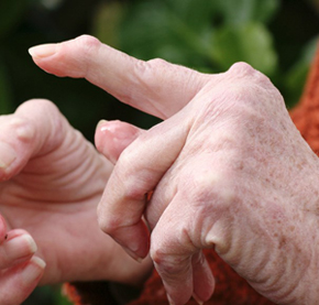 Артрит пальців рук: симптоми, лікування, харчування